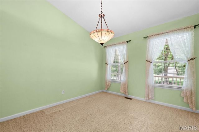 115 Confederate Drive, Hillsboro, MO 63050