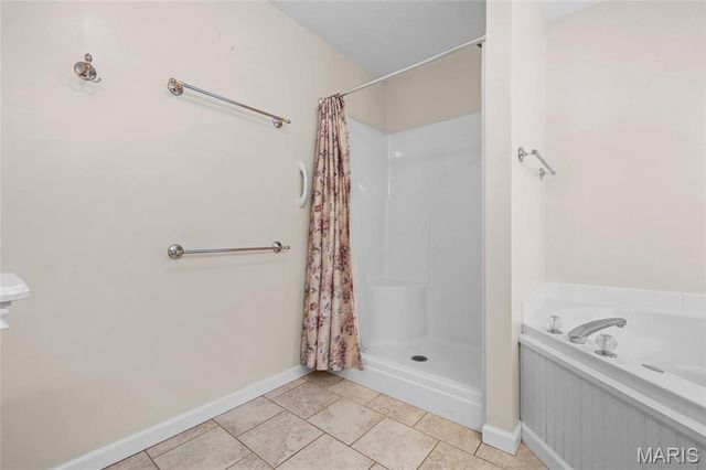 115 Confederate Drive, Hillsboro, MO 63050