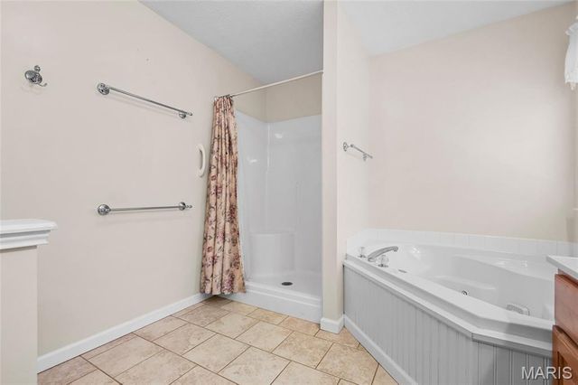 115 Confederate Drive, Hillsboro, MO 63050