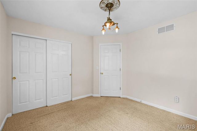 115 Confederate Drive, Hillsboro, MO 63050