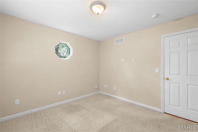 115 Confederate Drive, Hillsboro, MO 63050