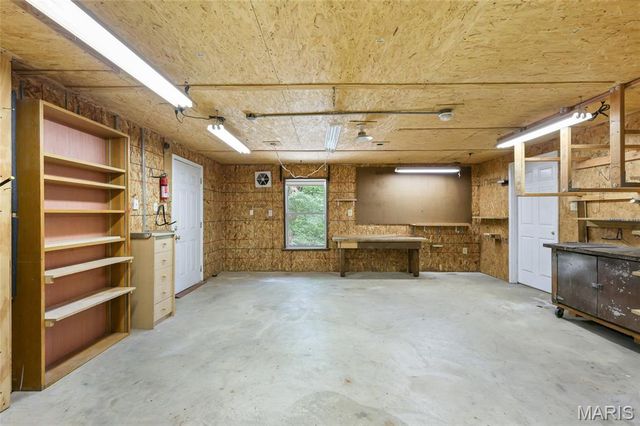 115 Confederate Drive, Hillsboro, MO 63050
