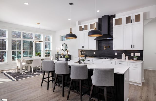 100 Pinelands Place, Travelers Rest, SC 29690