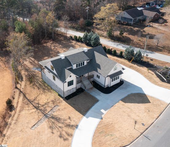 100 Pinelands Place, Travelers Rest, SC 29690