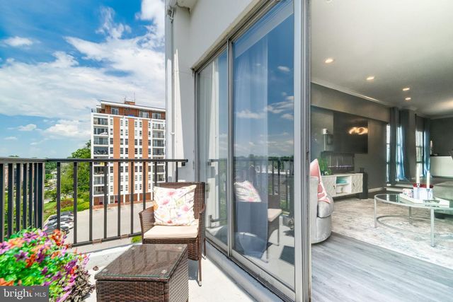 3601 CLARKS LN #502, Baltimore, MD 21215
