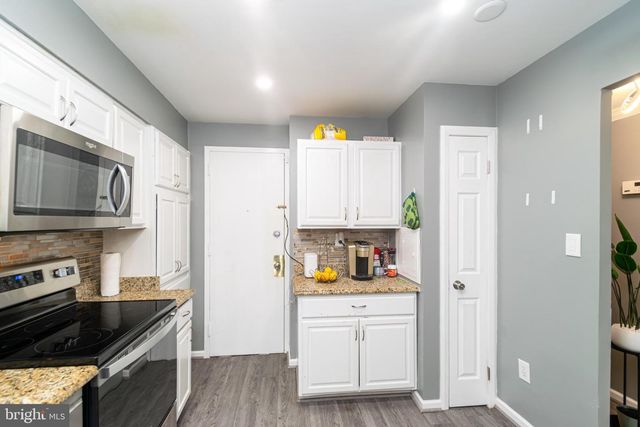 3601 CLARKS LN #502, Baltimore, MD 21215