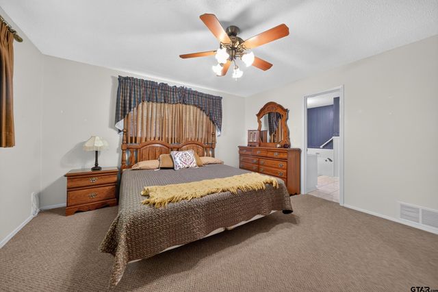 8240 Baylor Dr, Tyler, TX 75703