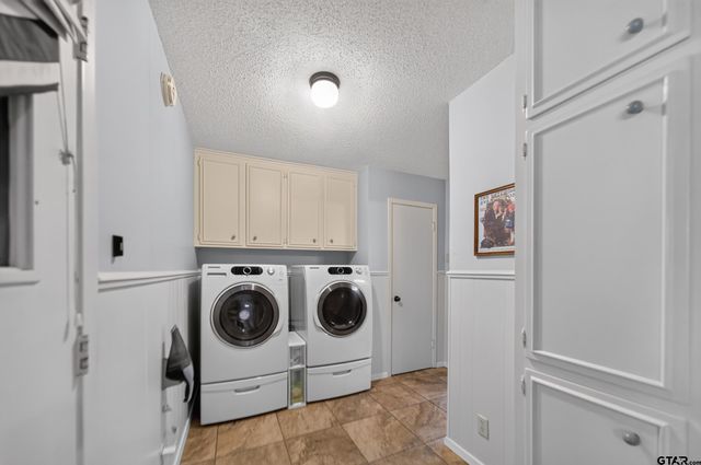 8240 Baylor Dr, Tyler, TX 75703