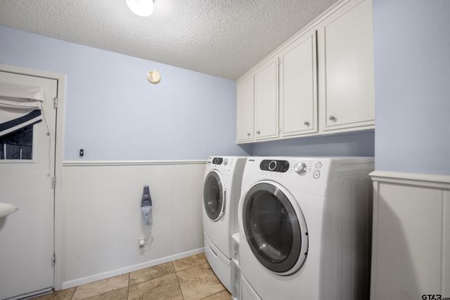 8240 Baylor Dr, Tyler, TX 75703