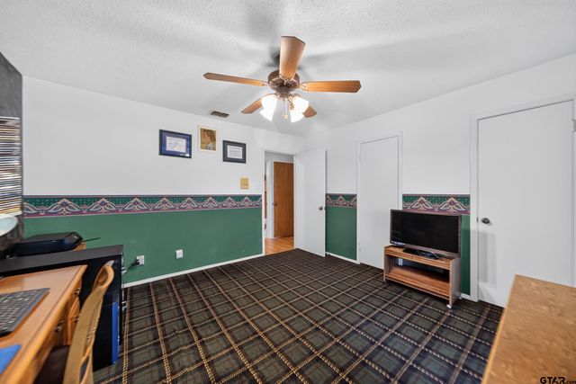 8240 Baylor Dr, Tyler, TX 75703