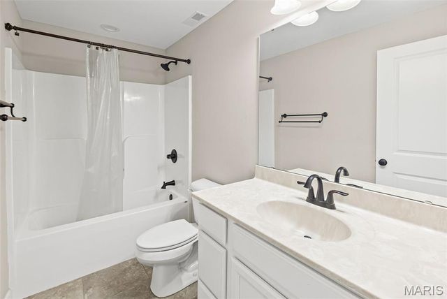 7001 Monaco Drive, O'fallon, IL 62269