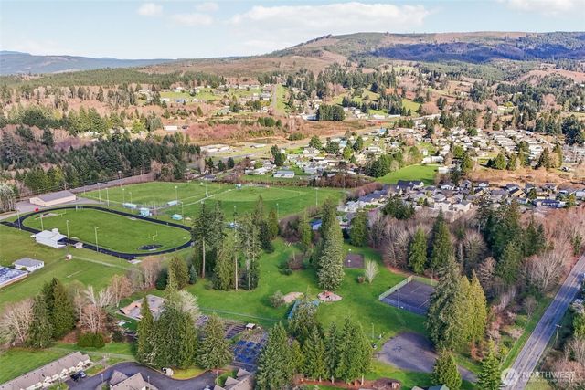 50 Hill Drive, Cathlamet, WA 98612