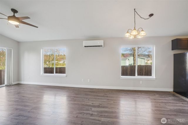 50 Hill Drive, Cathlamet, WA 98612