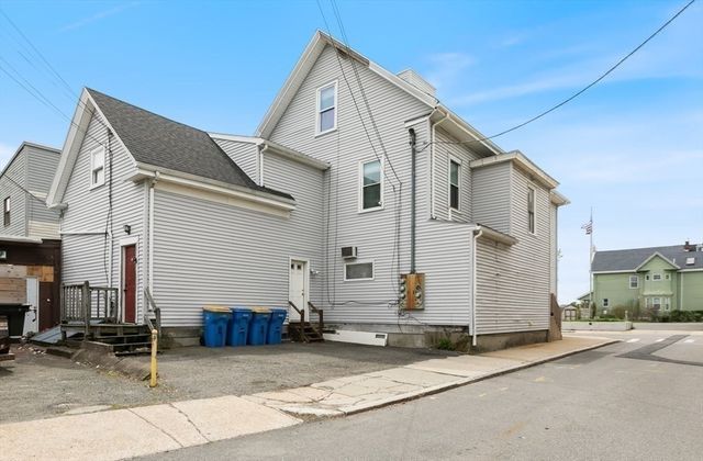 193-195 Winthrop St, Winthrop, MA 02152