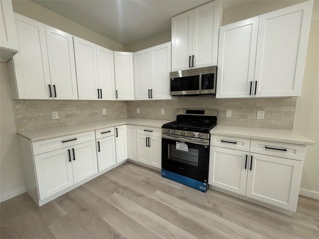 14151 Astonshire Lane, Houston, TX 77014