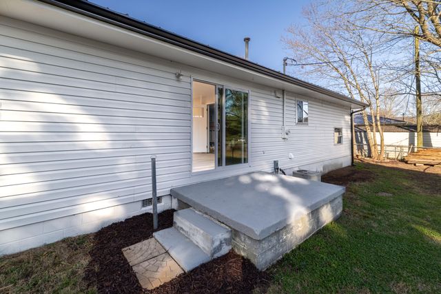 142 N Cherry Street, Tunnel Hill, GA 30755