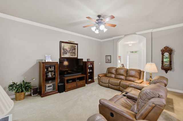 5860 Seven Points Trce, Hermitage, TN 37076