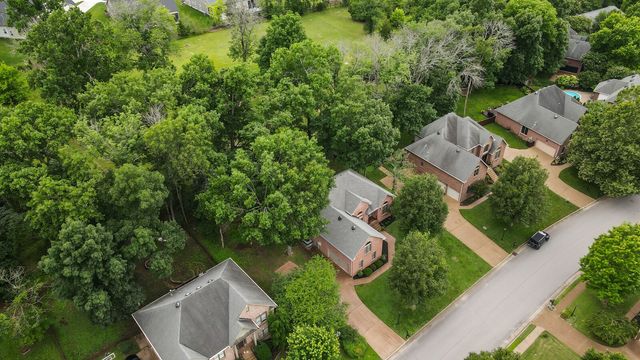 5860 Seven Points Trce, Hermitage, TN 37076