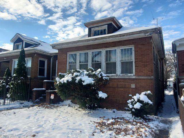 2442 N KEELER Avenue, Chicago, IL 60639