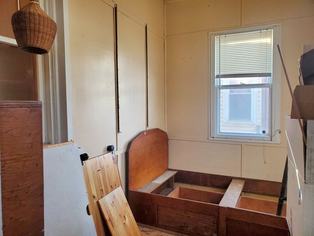 2442 N KEELER Avenue, Chicago, IL 60639