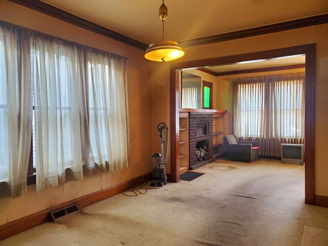 2442 N KEELER Avenue, Chicago, IL 60639