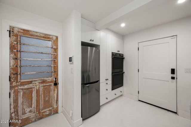 3832 E FAIRMOUNT Avenue, Phoenix, AZ 85018