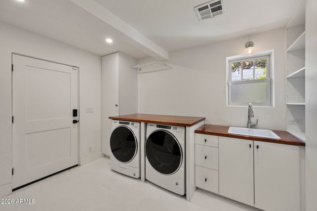 3832 E FAIRMOUNT Avenue, Phoenix, AZ 85018