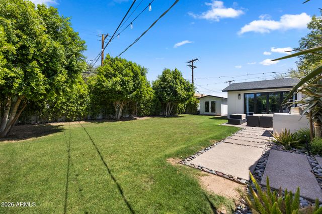 3832 E FAIRMOUNT Avenue, Phoenix, AZ 85018