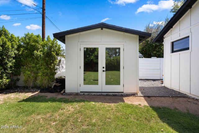3832 E FAIRMOUNT Avenue, Phoenix, AZ 85018