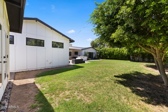 3832 E FAIRMOUNT Avenue, Phoenix, AZ 85018