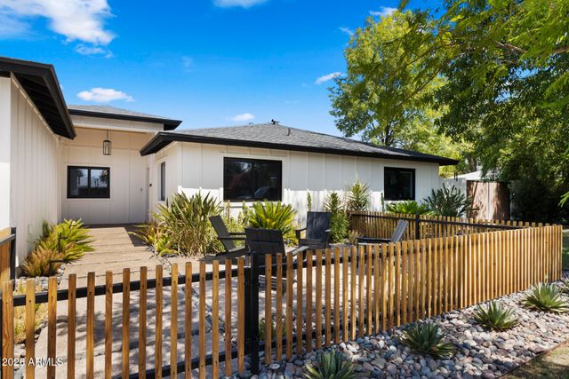 3832 E FAIRMOUNT Avenue, Phoenix, AZ 85018