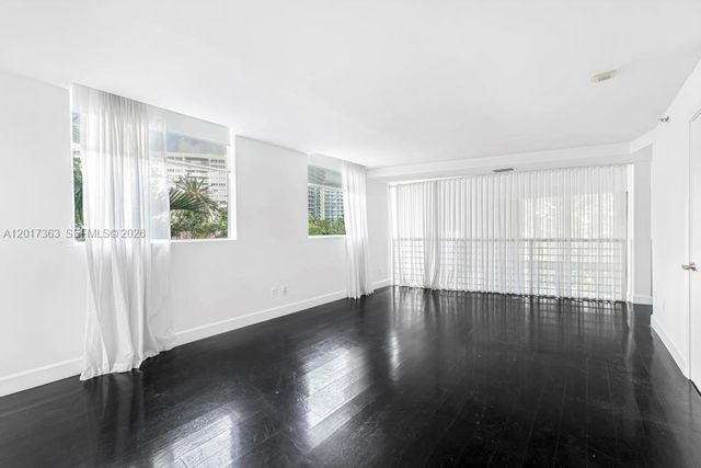 1428 West Ave 206, Miami Beach, FL 33139