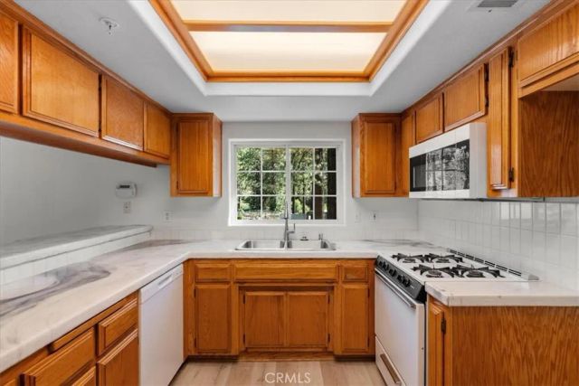 1536 Ross, Wrightwood, CA 92397