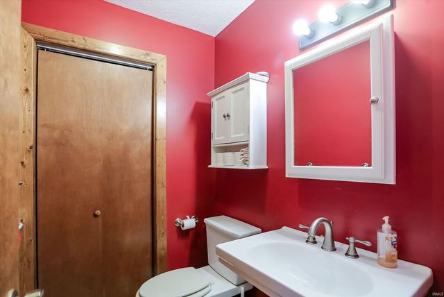 401 E Pearl Street, Waldron, IN 46182