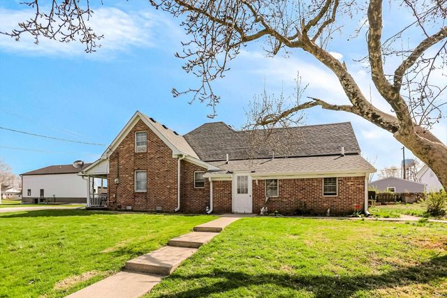 401 E Pearl Street, Waldron, IN 46182