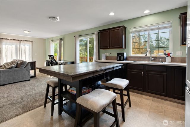 31512 61st Avenue S, Roy, WA 98580