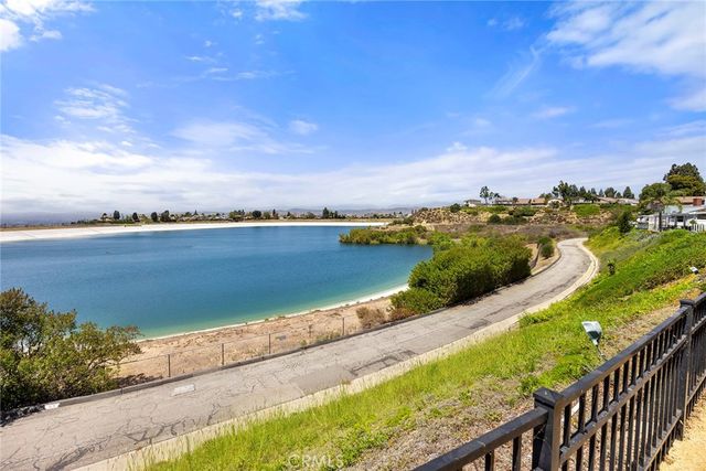 6923 E Shorecrest Drive, Anaheim Hills, CA 92807