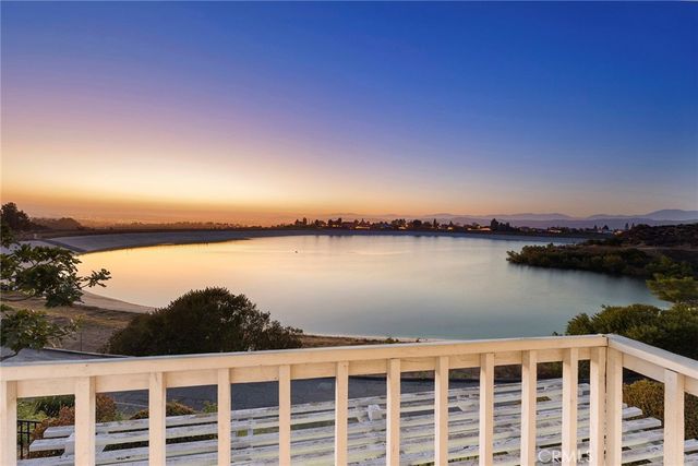 6923 E Shorecrest Drive, Anaheim Hills, CA 92807