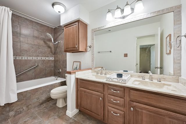 2101 Friendly Drive 3125, Arlington, TX 76011