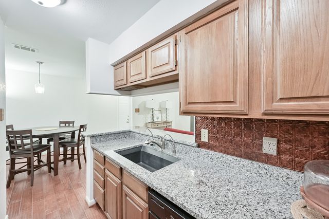 2101 Friendly Drive 3125, Arlington, TX 76011