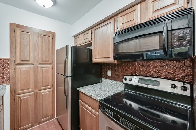 2101 Friendly Drive 3125, Arlington, TX 76011