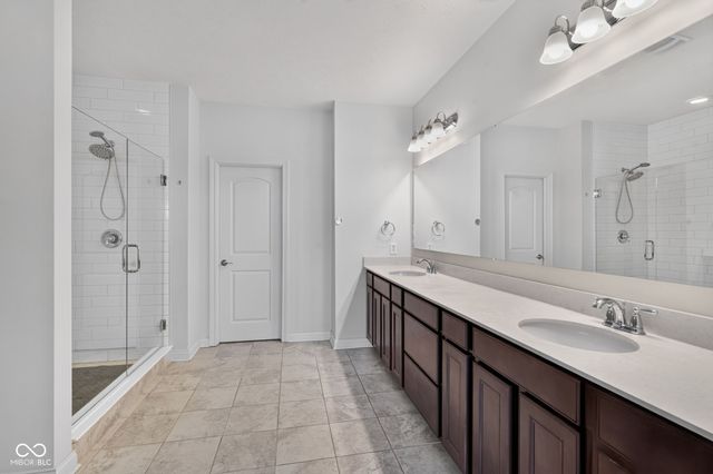 7249 Spayside Drive N, Noblesville, IN 46062