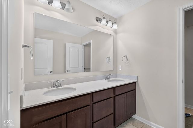 7249 Spayside Drive N, Noblesville, IN 46062