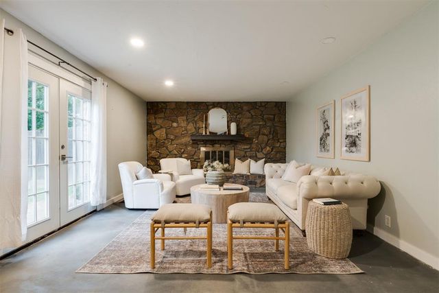 3809 NE 141st Circle, Edmond, OK 73013