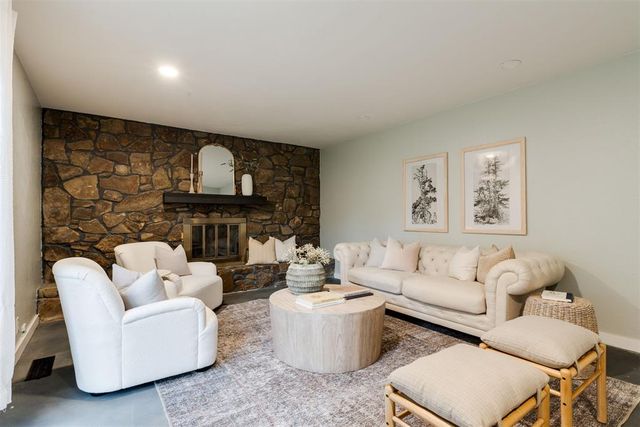 3809 NE 141st Circle, Edmond, OK 73013