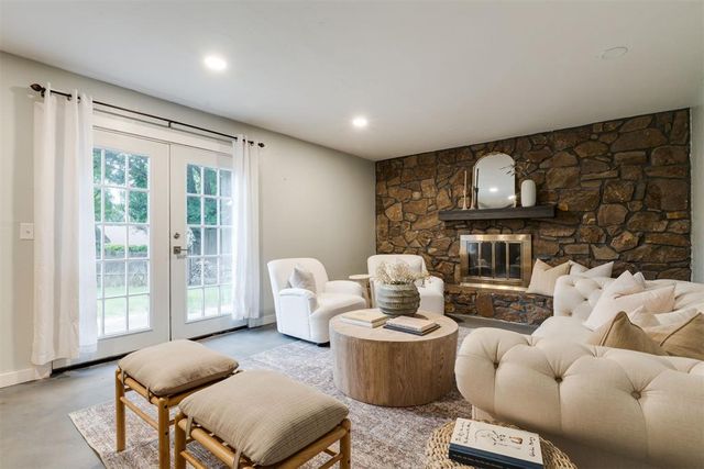 3809 NE 141st Circle, Edmond, OK 73013