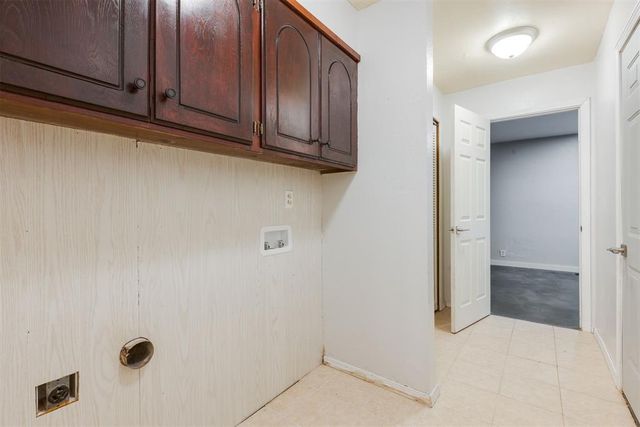 3809 NE 141st Circle, Edmond, OK 73013