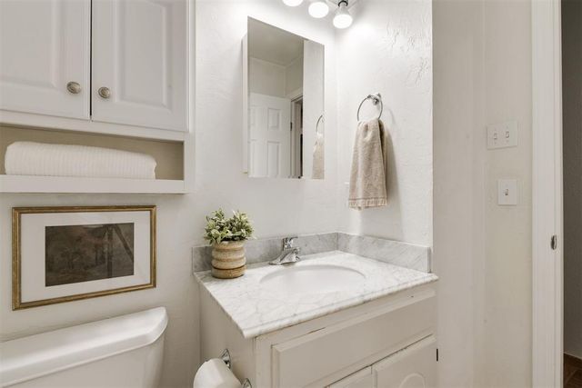 3809 NE 141st Circle, Edmond, OK 73013