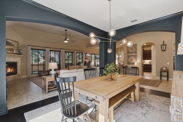 1918 Capella Crk, San Antonio, TX 78260