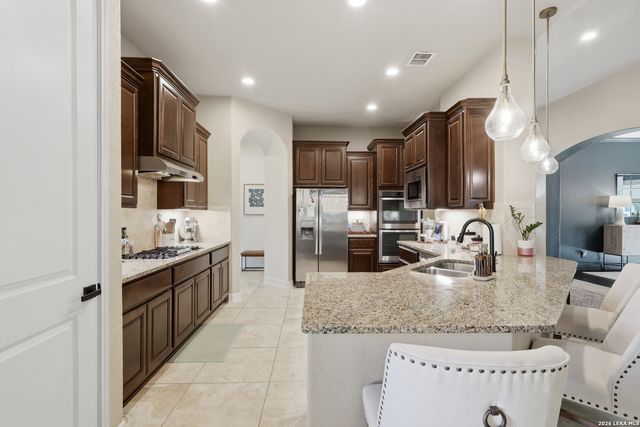 1918 Capella Crk, San Antonio, TX 78260